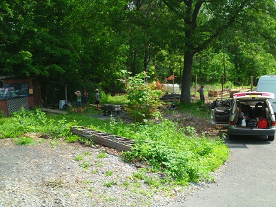 File:Community garden view from street.jpg